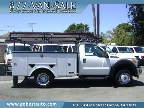 Used 2016 Ford F450 4x4 Regular Cab Super Duty image 1