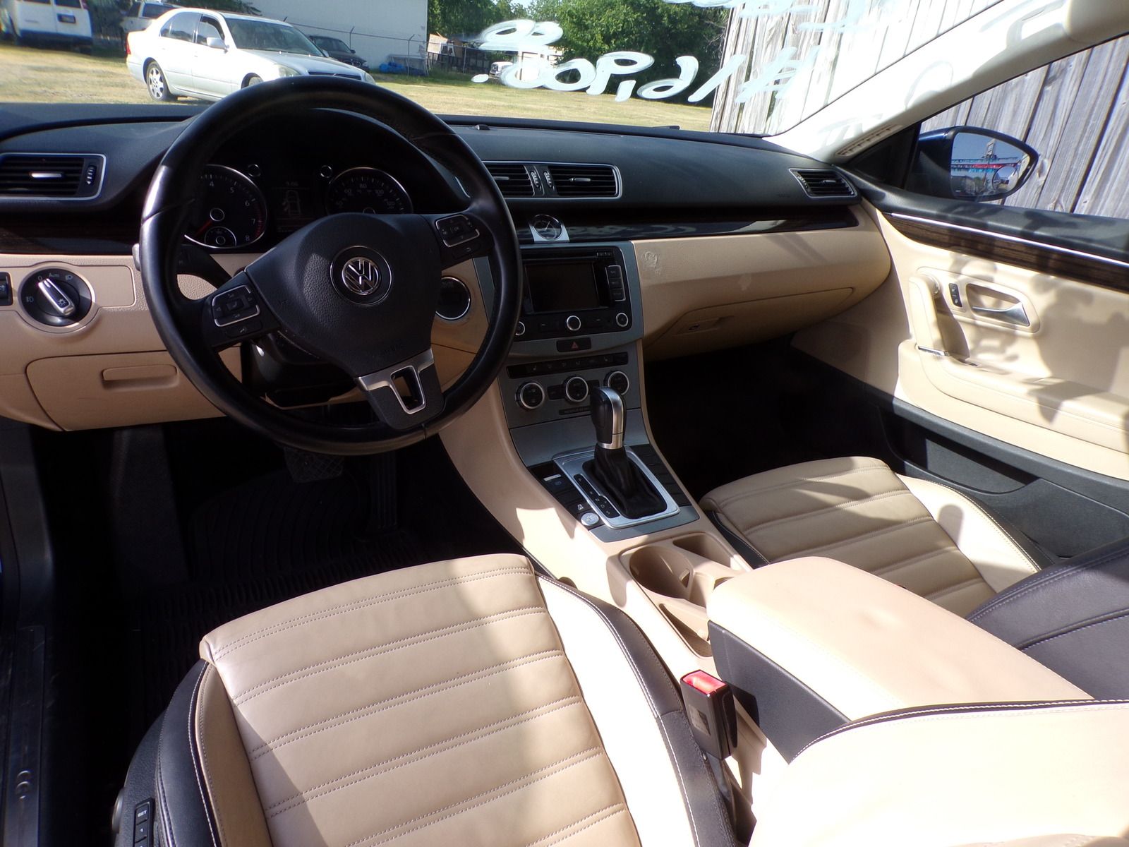 Used 2014 Volkswagen CC Executive FWD image 8