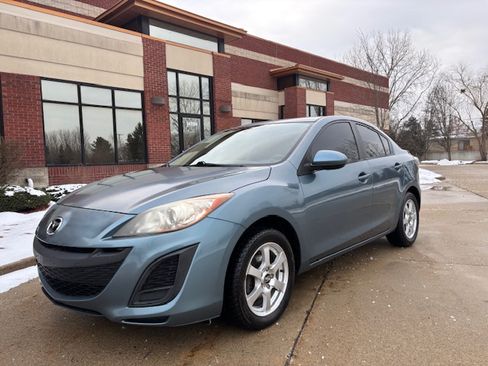 Used 2011 MAZDA MAZDA3 i Sport image 1