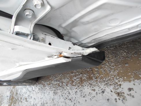 Used 2022 Toyota Corolla Cross XLE image 6