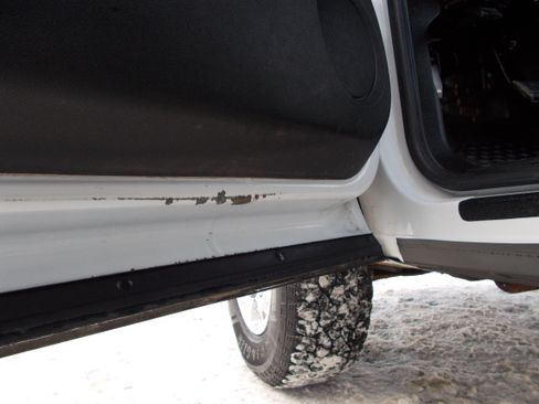 Used 2013 Chevrolet Silverado 1500 LT image 16