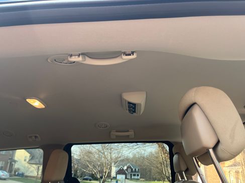 Used 2016 Dodge Grand Caravan American Value Package image 15