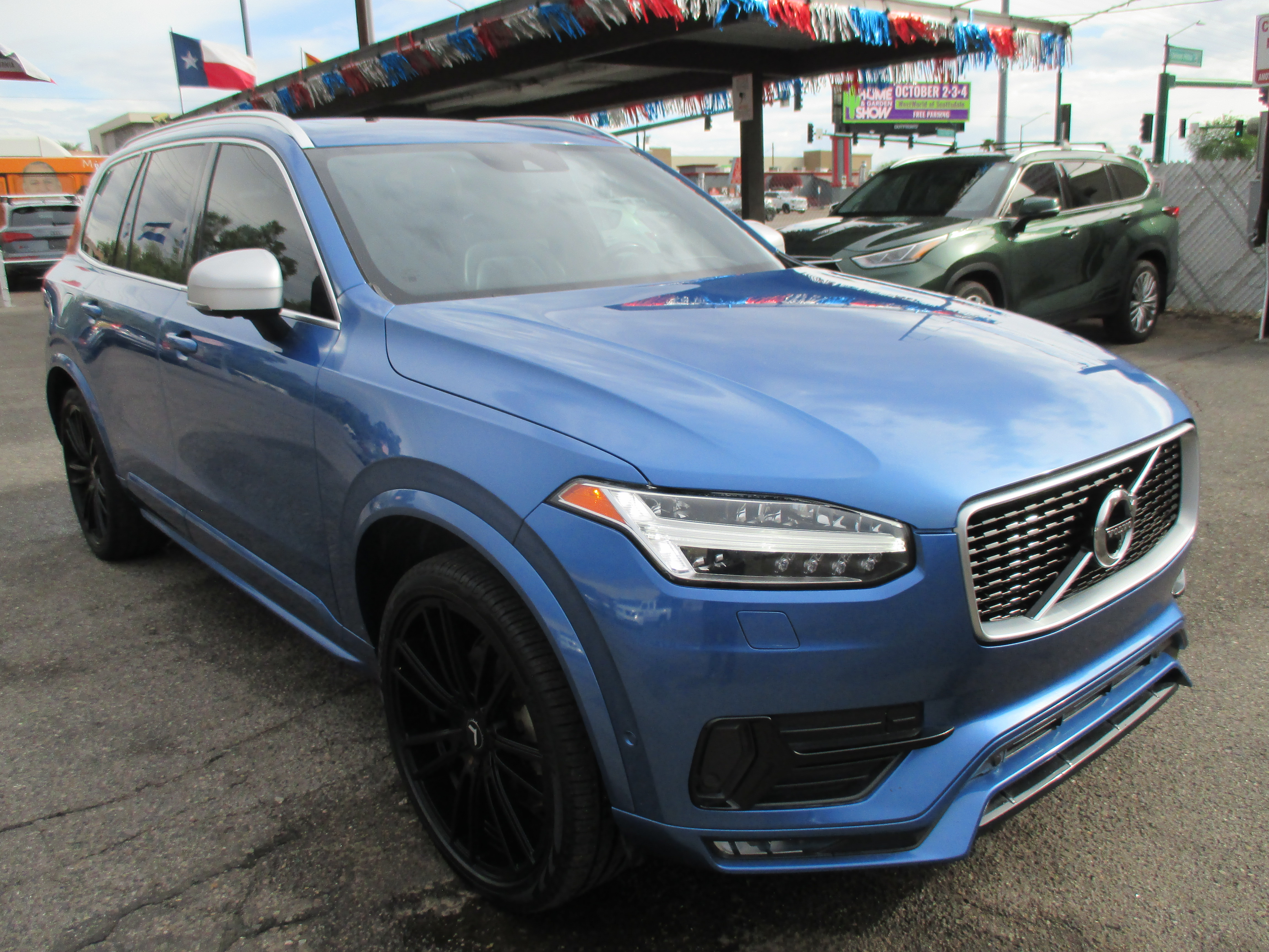 Used 2019 Volvo XC90 AWD T5 R-Design image 19