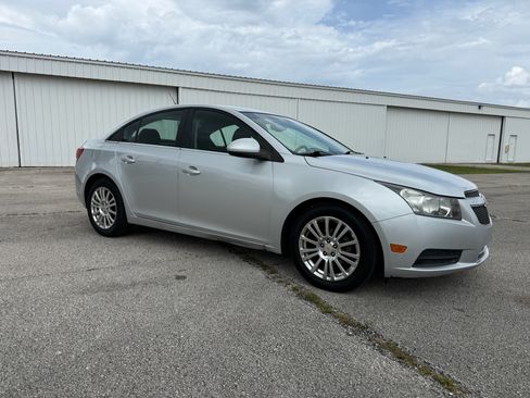 Used 2011 Chevrolet Cruze Eco FWD image 46
