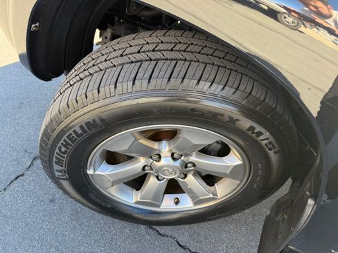 Used 2007 Toyota 4Runner Limited image 20