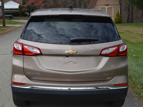 Used 2018 Chevrolet Equinox LT AWD/4WD image 4