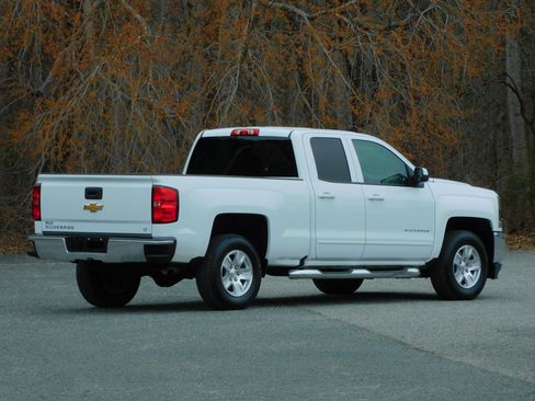 Used 2018 Chevrolet Silverado 1500 LT image 7