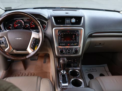 Used 2014 GMC Acadia Denali image 20