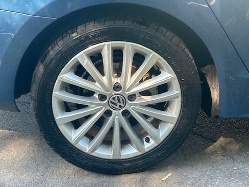 Used 2015 Volkswagen Jetta SE Sedan FWD image 32