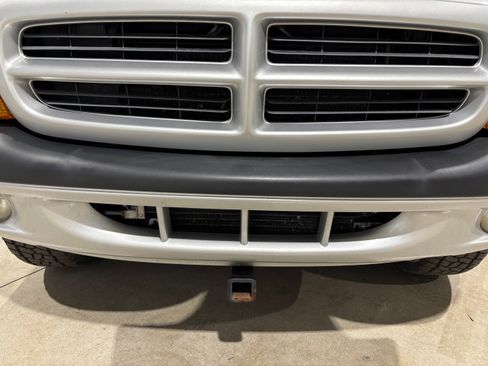 Used 2003 Dodge Dakota SXT image 28