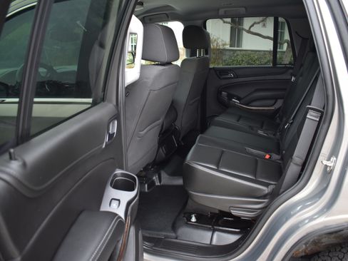 Used 2019 Chevrolet Tahoe 4WD image 19