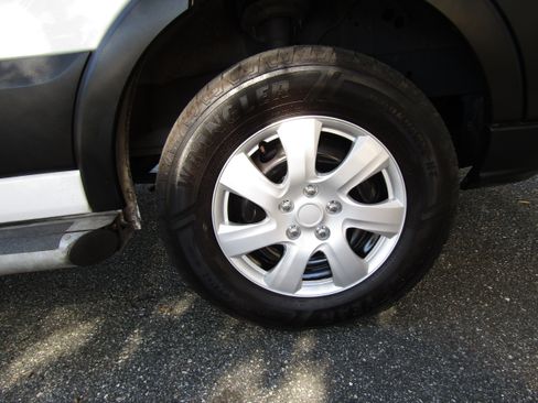 Used 2019 Ford Transit 250 image 19