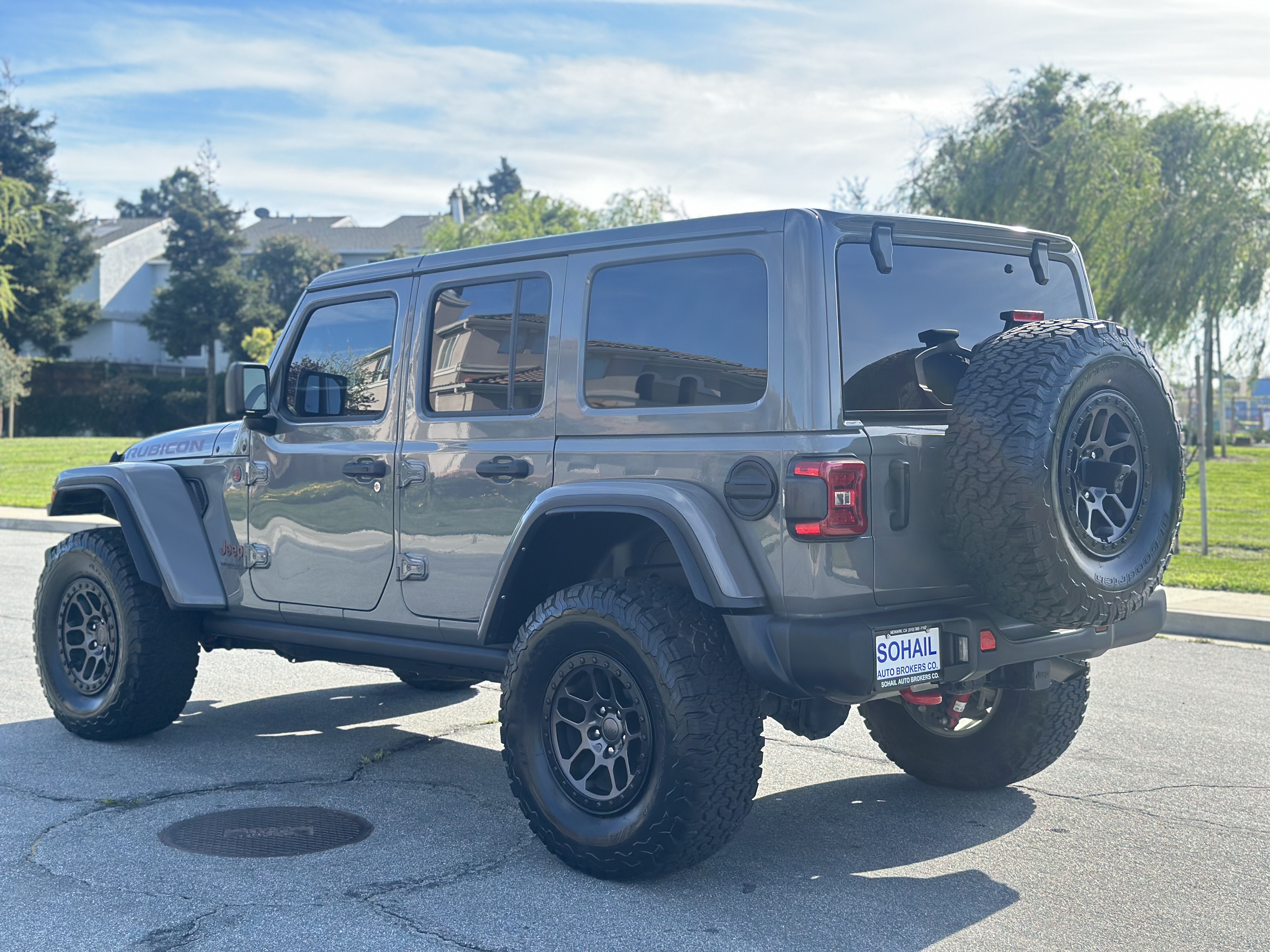 Used 2022 Jeep Wrangler Unlimited Rubicon AWD/4WD image 3