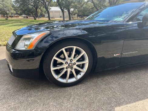 Used 2006 Cadillac XLR V image 5