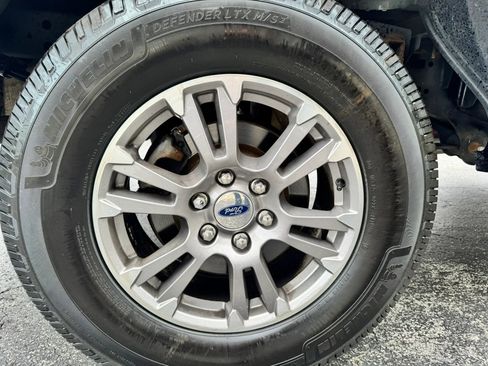 Used 2019 Ford F150 Lariat AWD/4WD image 47