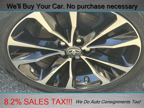 Used 2018 Toyota Corolla XSE image 13