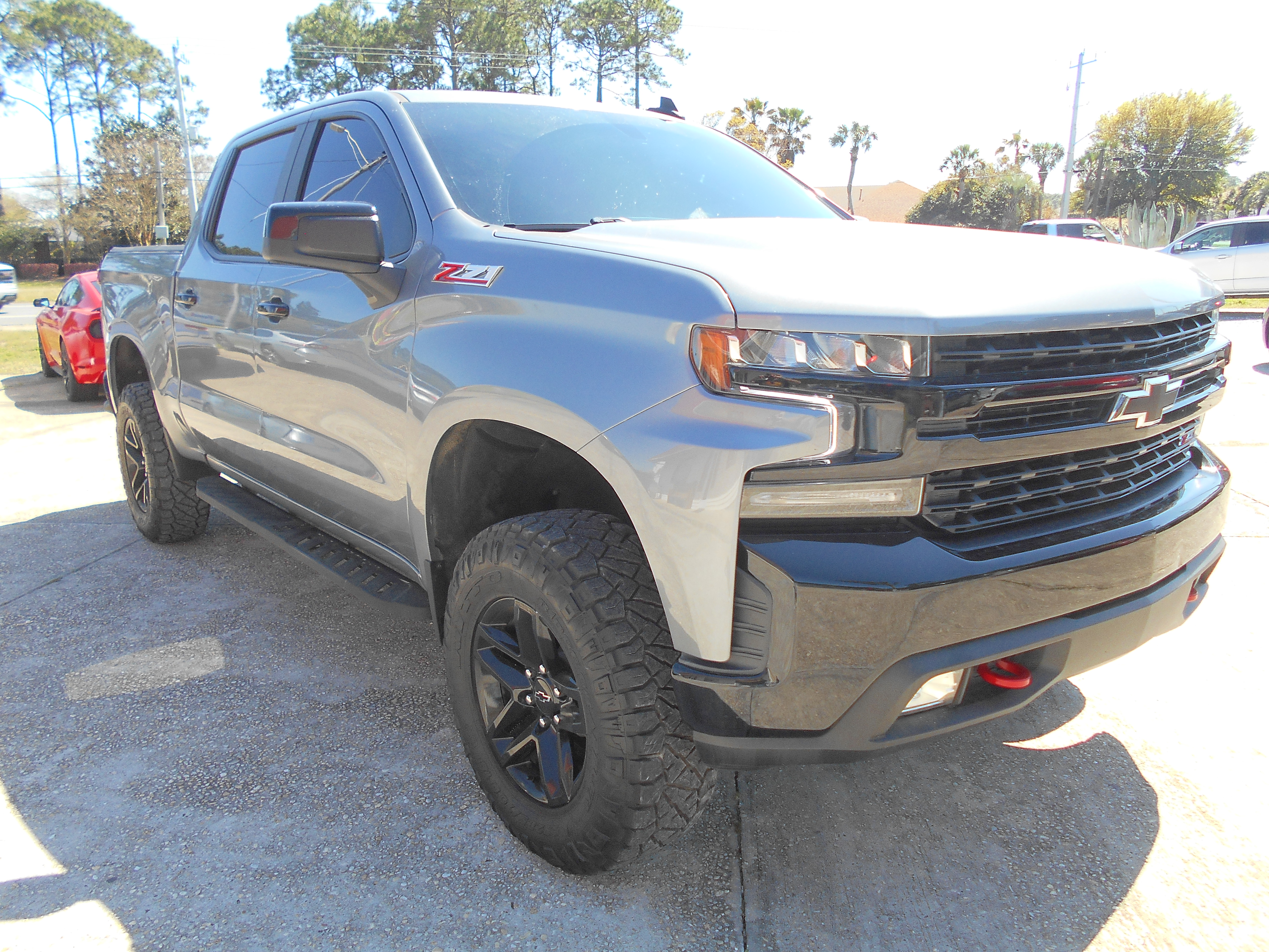 Used 2021 Chevrolet Silverado 1500 4x4 Crew Cab LT Trail Boss image 3