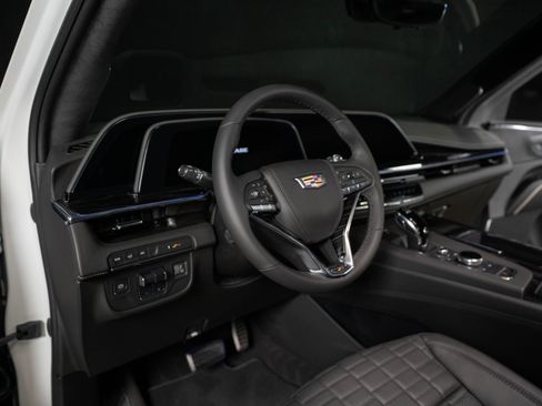 Used 2023 Cadillac Escalade V image 22