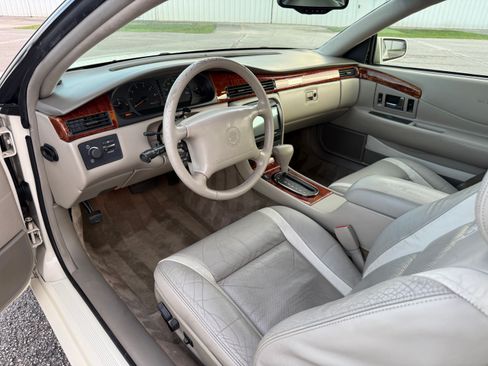 Used 2002 Cadillac Eldorado Collector's Edition FWD image 54