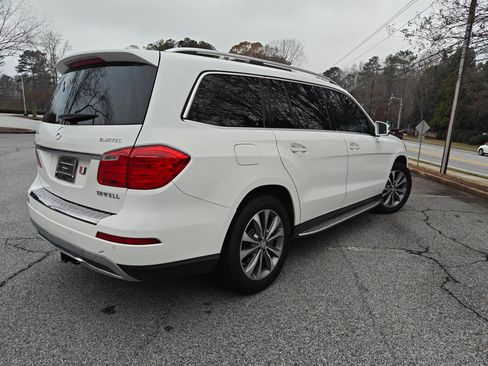 Used 2015 Mercedes-Benz GL 350 image 4