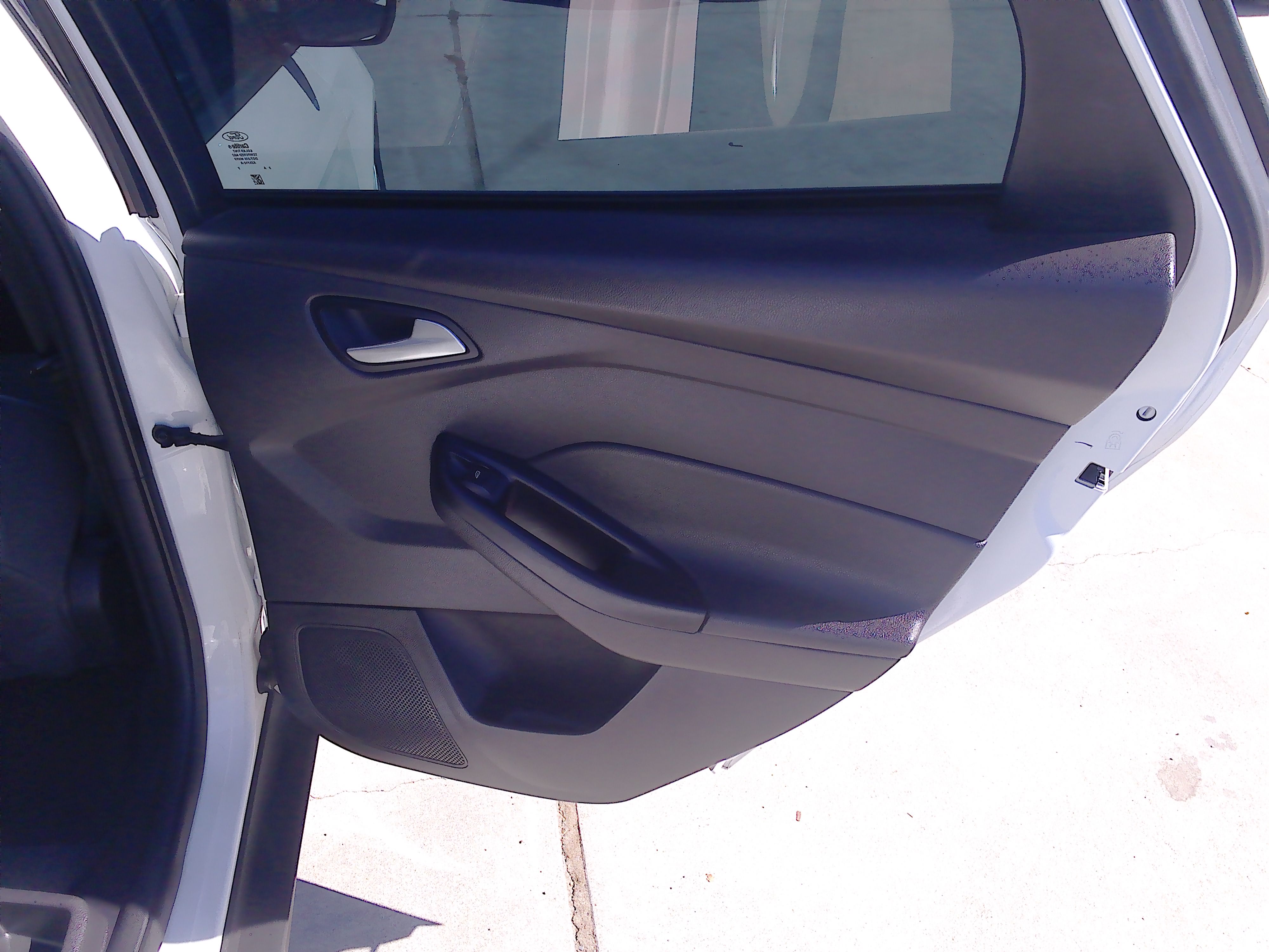 Used 2013 Ford Focus SE Hatchback FWD image 12