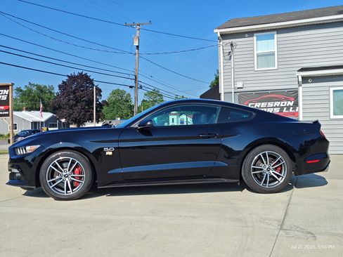 Used 2016 Ford Mustang GT image 3