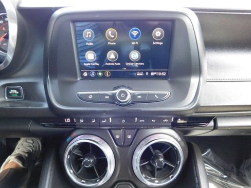 Used 2019 Chevrolet Camaro LT Coupe RWD image 15