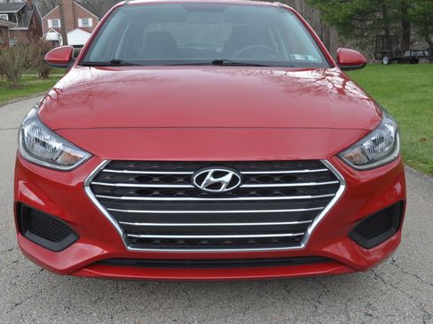 Used 2022 Hyundai Accent SE image 8