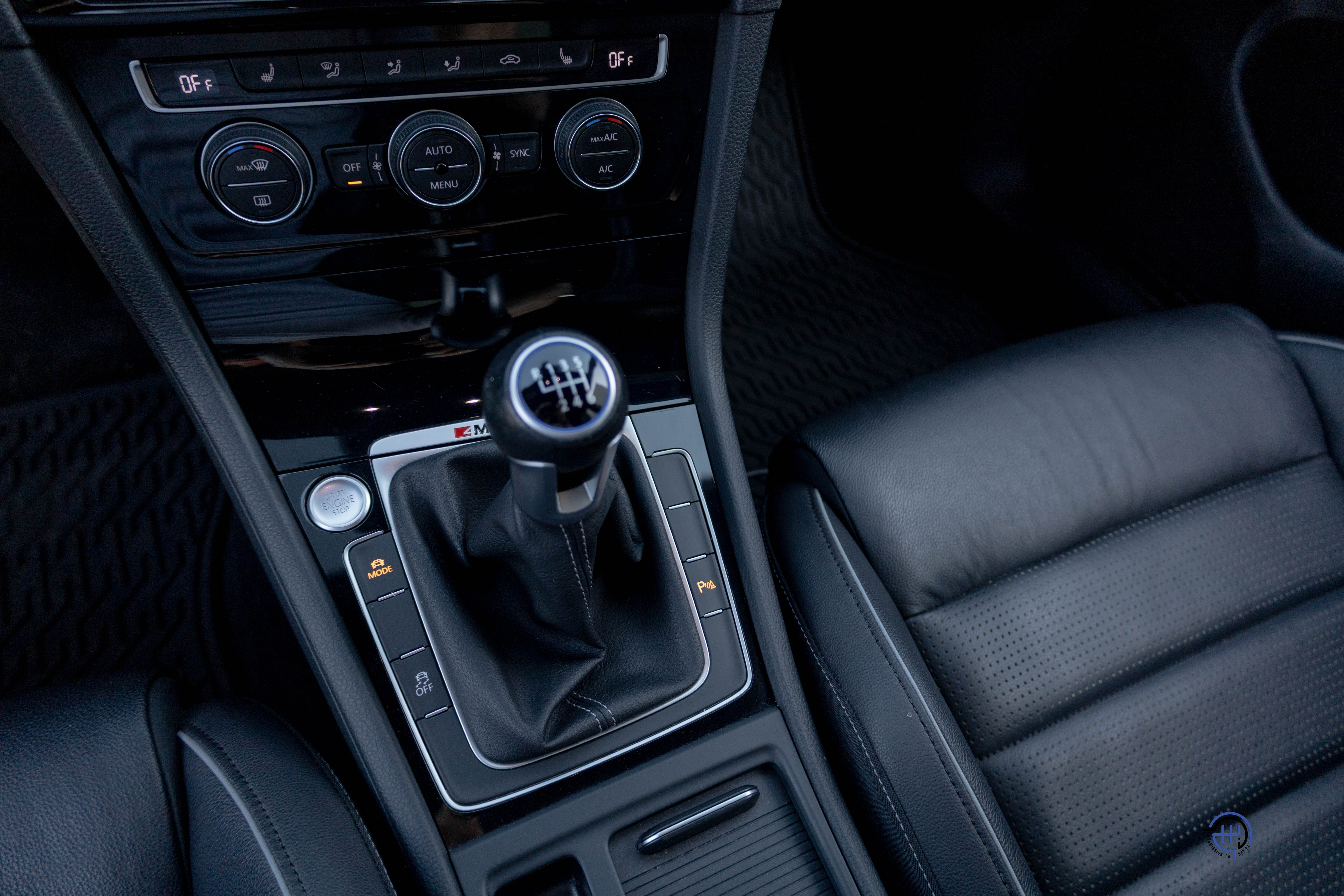 Used 2019 Volkswagen Golf R AWD/4WD image 33