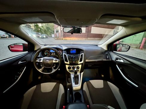 Used 2012 Ford Focus SE image 12