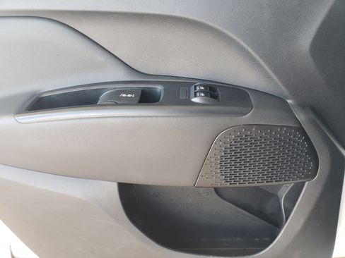 Used 2018 RAM ProMaster City Tradesman image 10