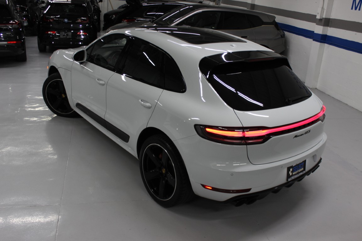 Used 2021 Porsche Macan GTS AWD/4WD image 14