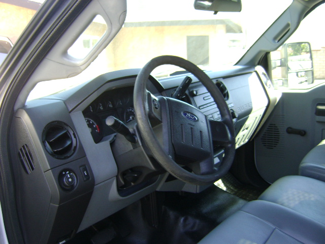 Used 2013 Ford F350 2WD Regular Cab Super Duty image 11