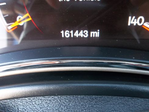 Used 2015 Jeep Grand Cherokee Limited image 11