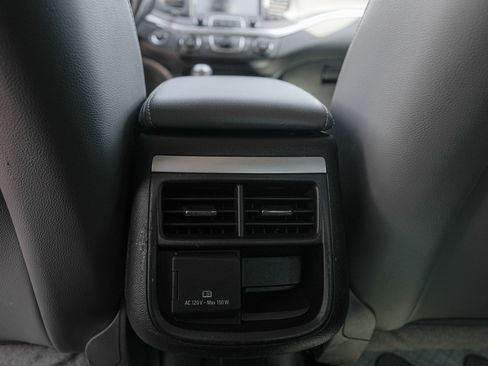 Used 2018 Chevrolet Impala LT w/ 1LT FWD image 11
