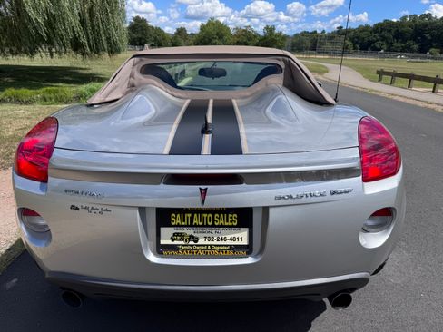 Used 2008 Pontiac Solstice GXP image 25