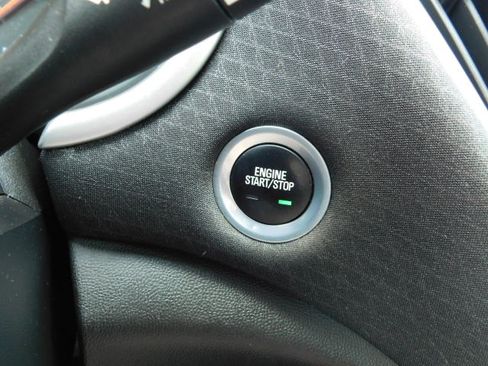 Used 2023 Chevrolet Malibu LT FWD image 16