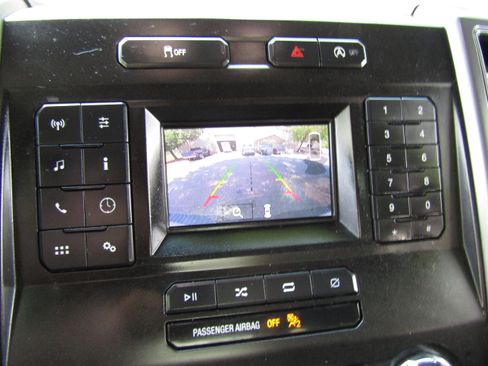 Used 2018 Ford F150 4x4 SuperCrew image 15