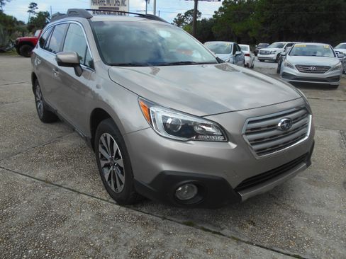 Used 2016 Subaru Outback 3.6R Limited image 3