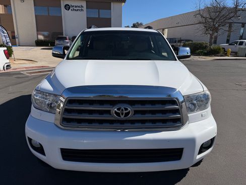 Used 2016 Toyota Sequoia Limited image 12