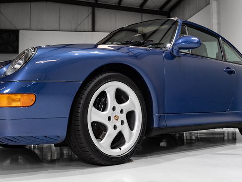 Used 1998 Porsche 911 Carrera S image 27
