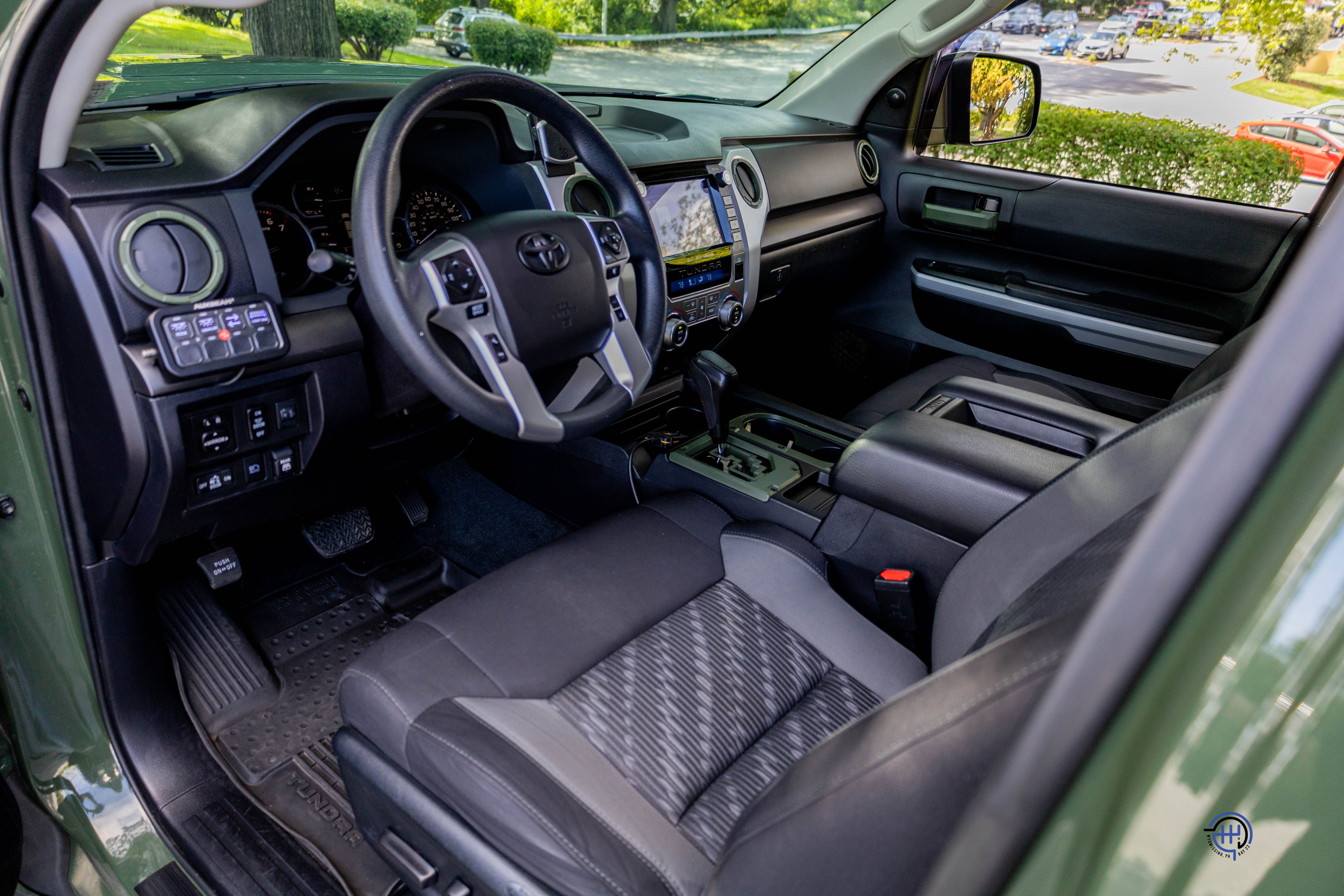 Used 2021 Toyota Tundra 4x4 CrewMax image 31