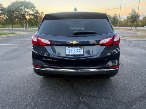 Used 2018 Chevrolet Equinox LT image 5