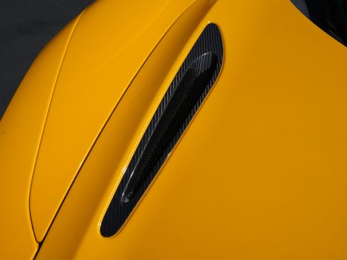 Used 2018 McLaren 720S Performance RWD image 13