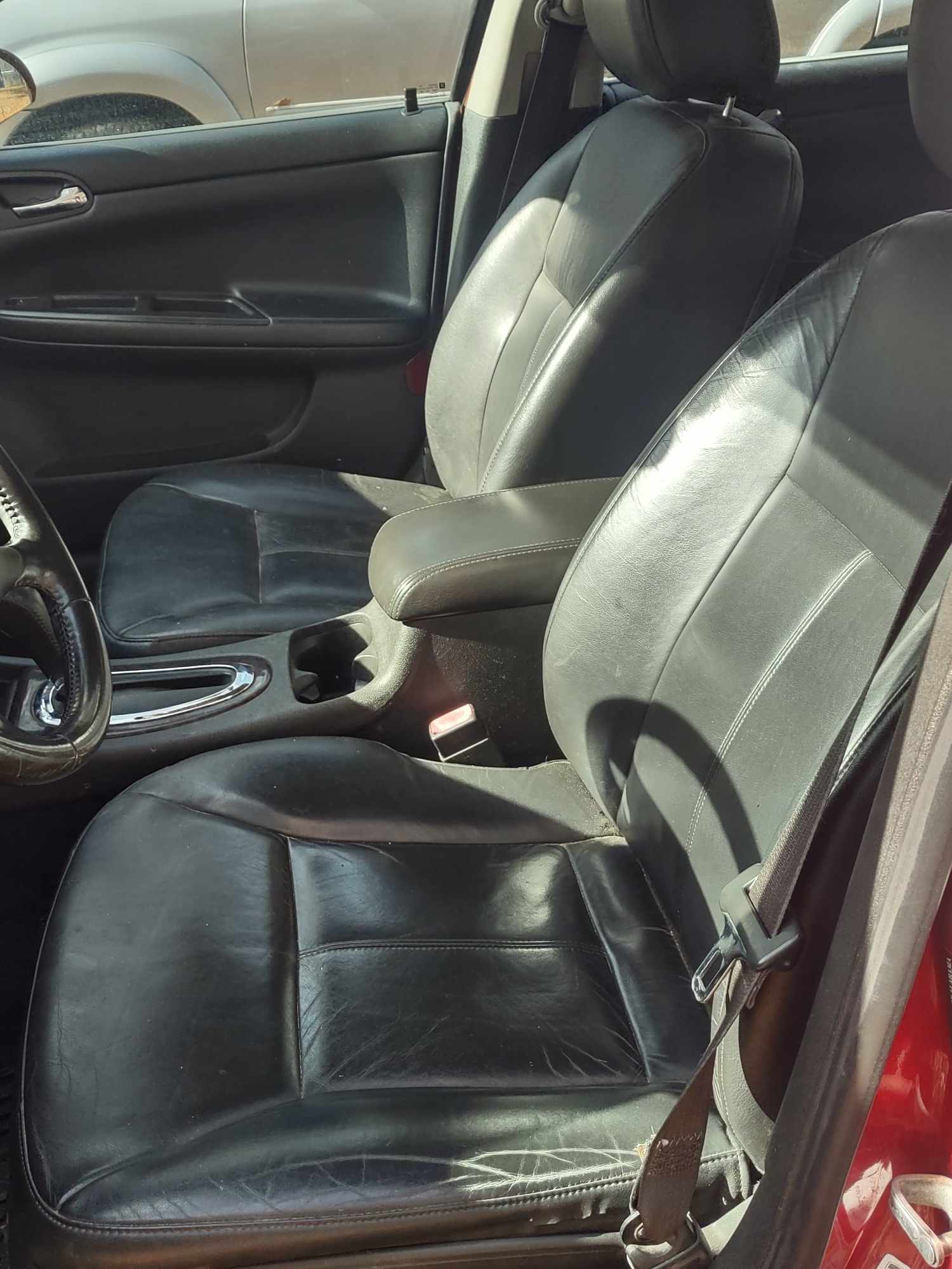 Used 2014 Chevrolet Impala Limited LTZ FWD image 8