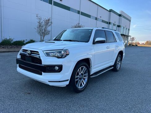 Used 2022 Toyota 4Runner TRD Sport image 1