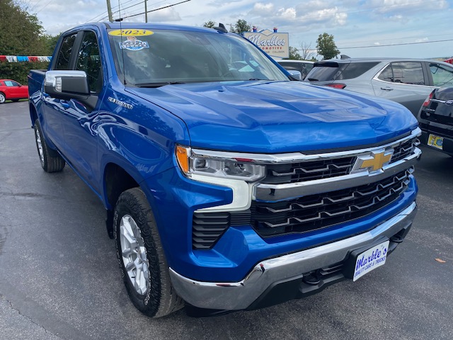 Used 2023 Chevrolet Silverado 1500 4x4 Crew Cab LT image 4