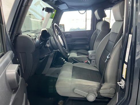 Used 2008 Jeep Wrangler Unlimited X image 11