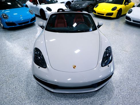 Used 2024 Porsche 718 Boxster GTS image 16