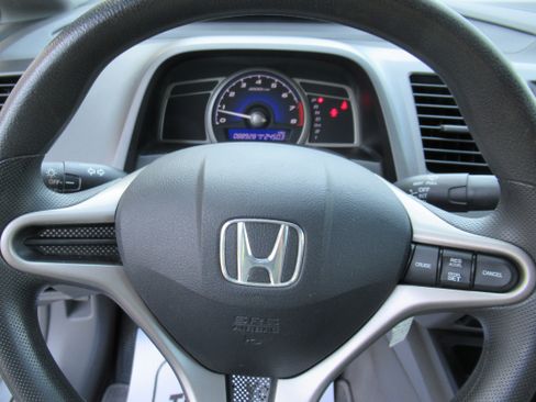 Used 2009 Honda Civic LX Sedan image 11